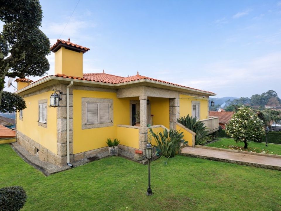 Villa i Airaes, Porto - foto 1