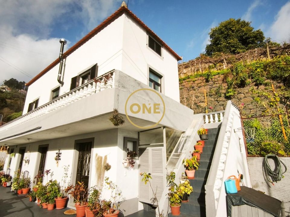 Byhus i Camara de Lobos, Madeira - foto 1