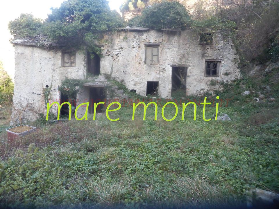 Landejendom i Albisola Superiore, Savona - foto 1