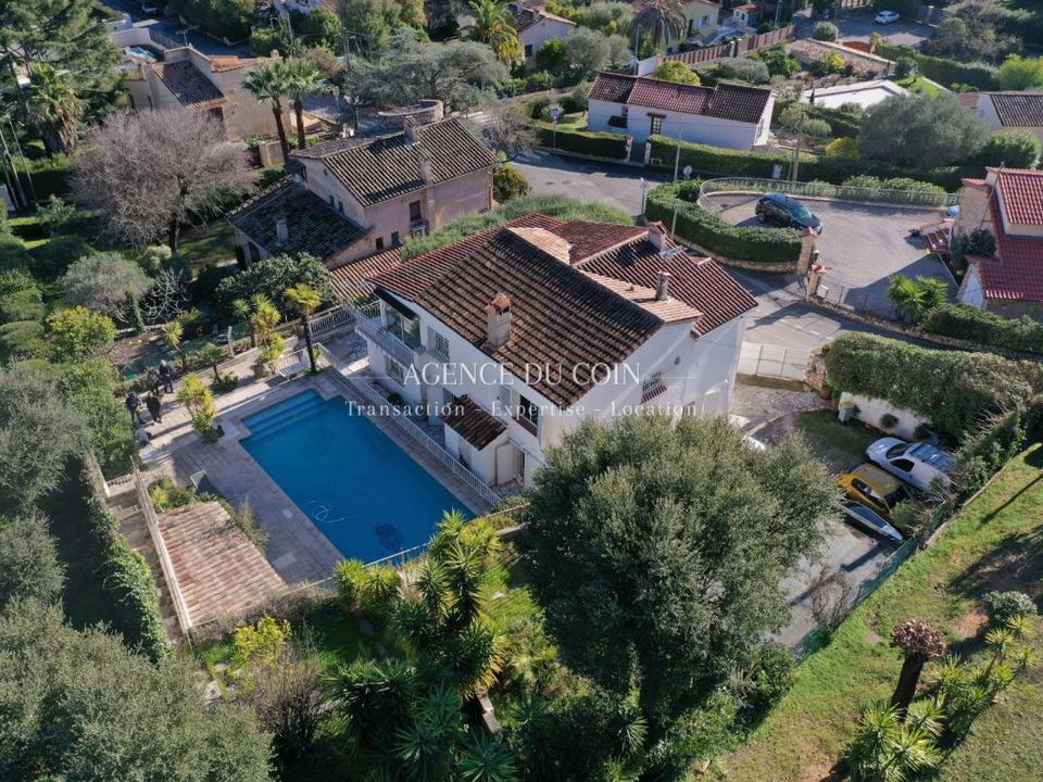 Villa i Mandelieu-la-Napoule, Alpes-Maritimes - foto 2