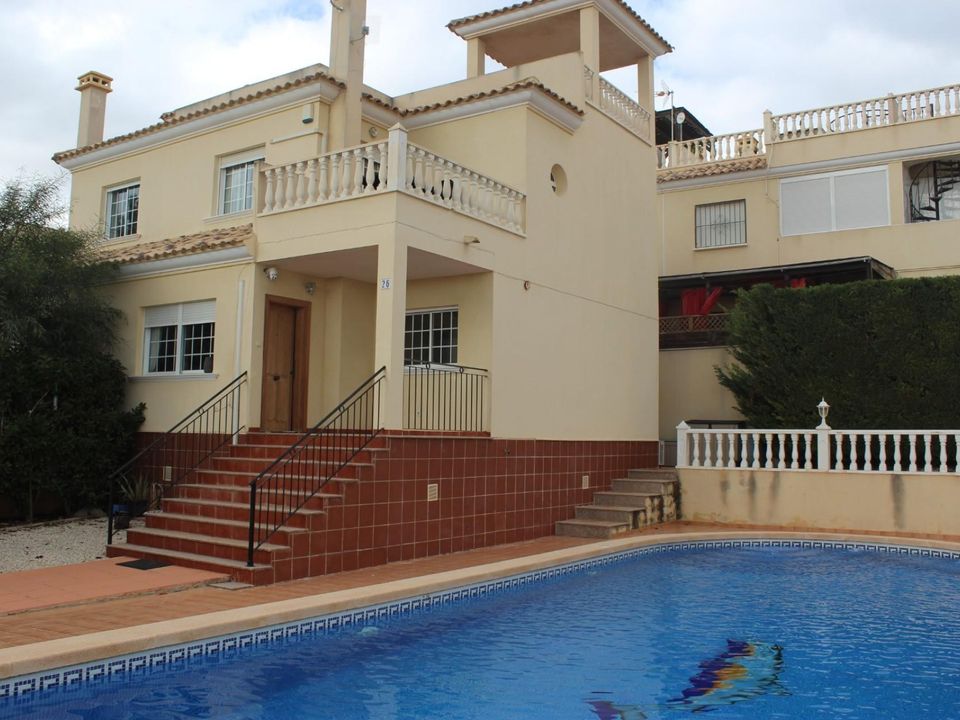 Casa adossada a Algorfa, Alicante - foto 1