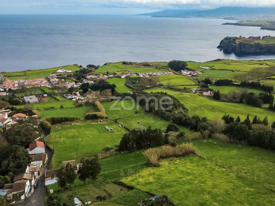 Grond in Santo Antonio, Sao Miguel - foto 1