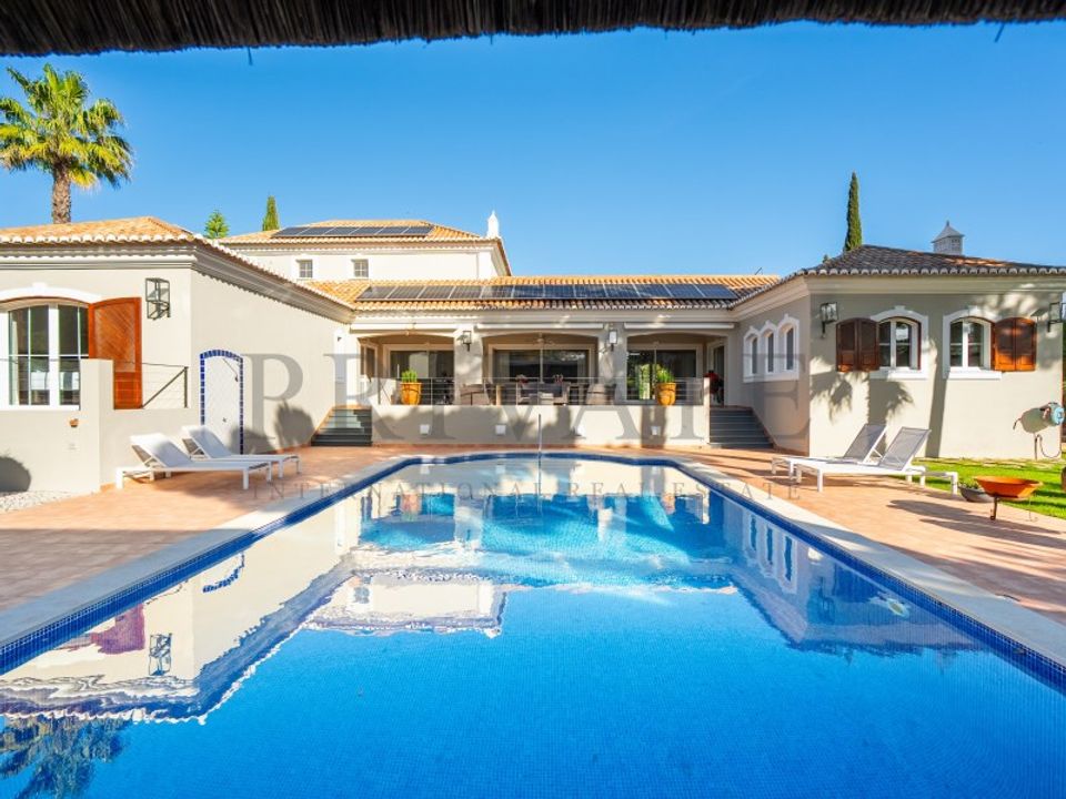 Villa i Quarteira, Faro - foto 1
