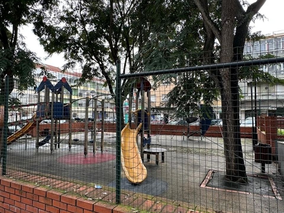 Erhvervsejendom i Odivelas, Lisbon - foto 4