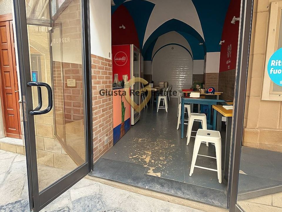 Commercial property in Brindisi, Brindisi - photo 2