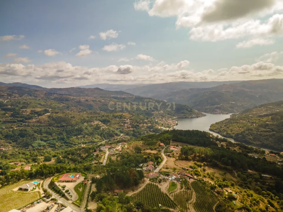 Helårsgrund i Penhalonga e Pacos de Gaiolo, Porto - foto 2