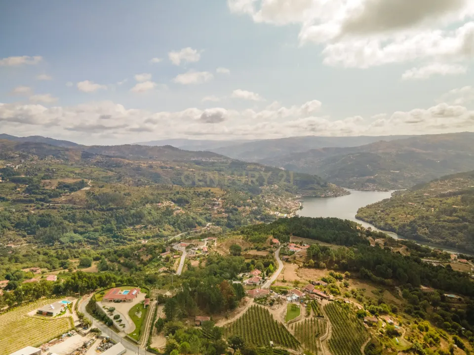 Helårsgrund i Penhalonga e Pacos de Gaiolo, Porto - foto 4