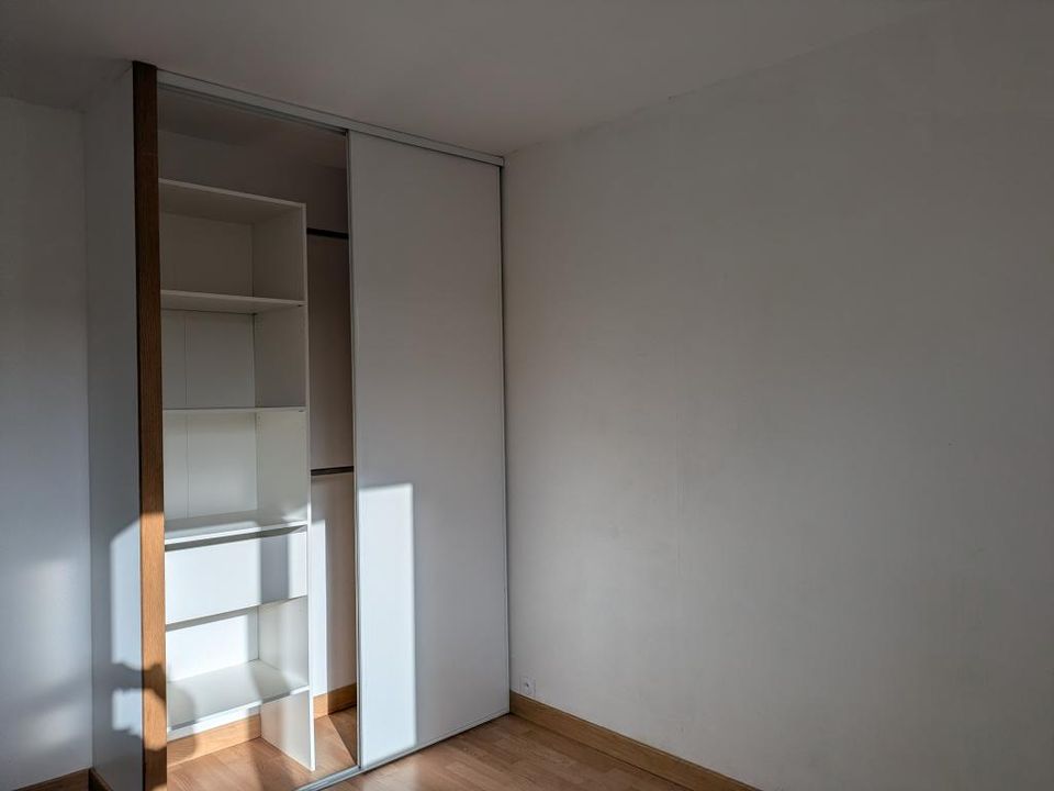 Apartment in Cholet, Maine-et-Loire - photo 2