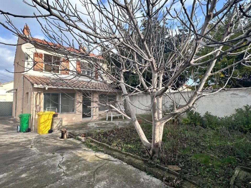 Villa a Avignon, Vaucluse - foto 1