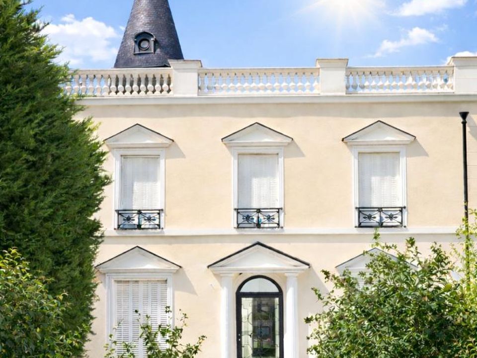 Villa i Saint-Maur-des-Fossés, Val-de-Marne - foto 1