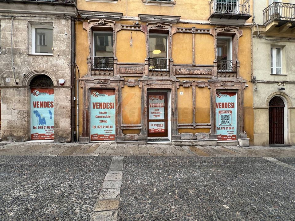 Erhvervsejendom i Sassari, Sassari - foto 1