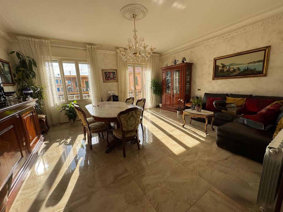 Lejlighed i Sanremo, Imperia - foto 1