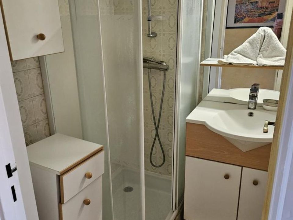 Studio in Cannes, Alpes-Maritimes - photo 5
