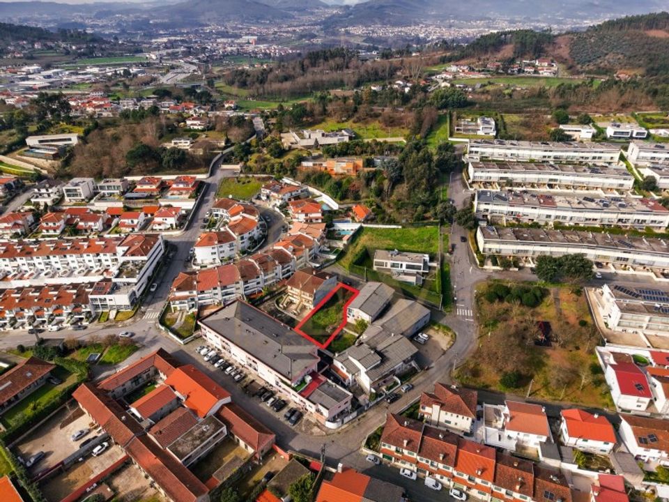 Helårsgrund i Guimaraes, Braga - foto 3