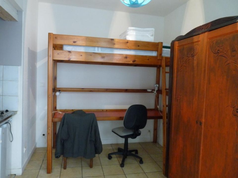Estudi a Nimes, Gard - foto 1