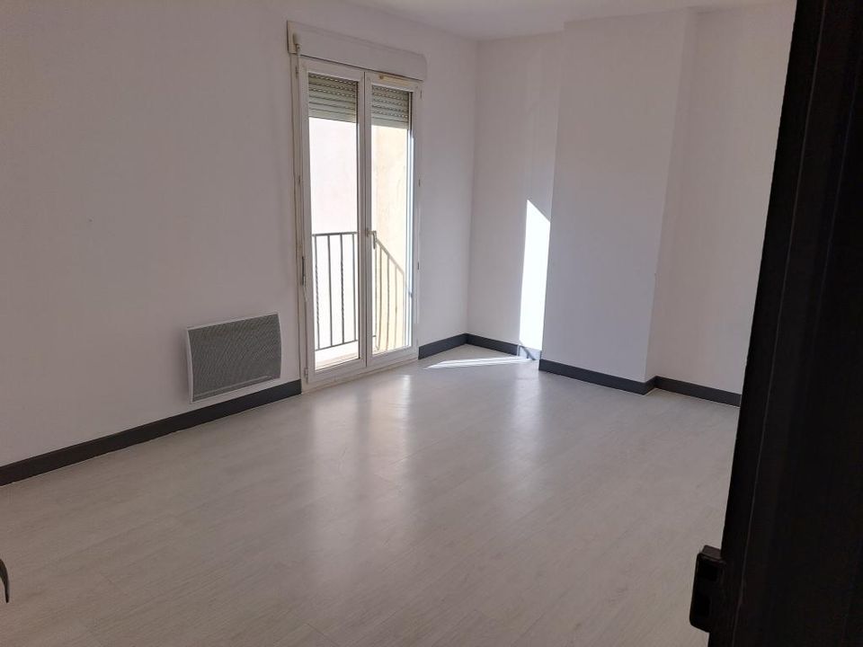 Apartament a Ille-sur-Tet, Pyrenees-Orientales - foto 3