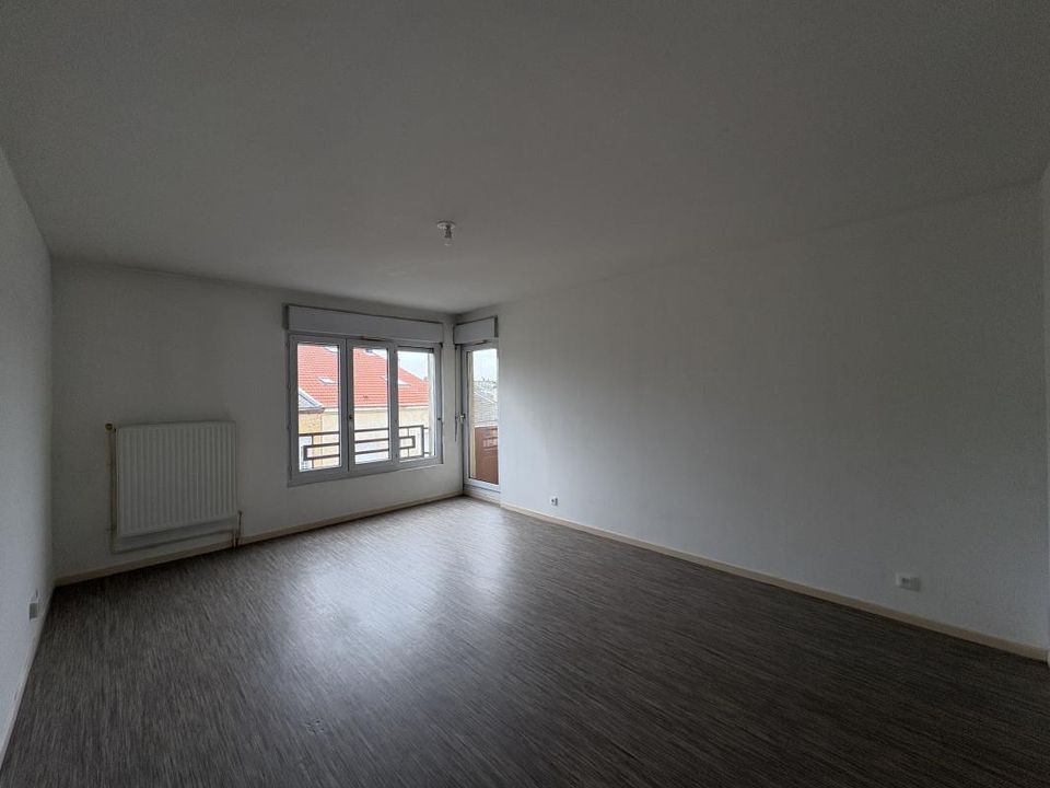 Lejlighed i Charleville-Mézières, Ardennes - foto 1