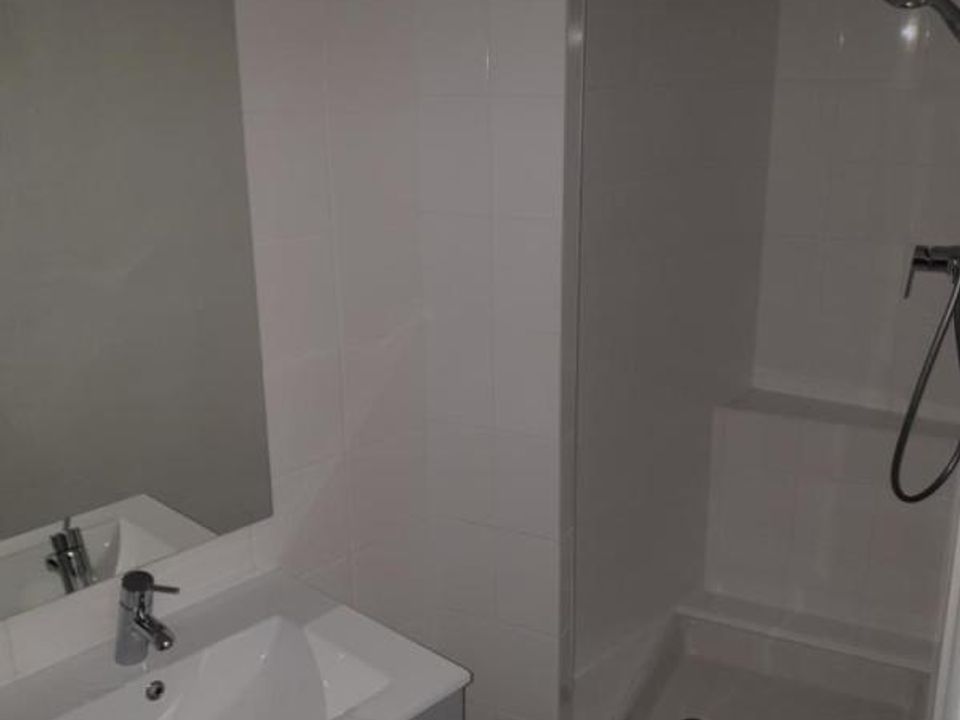 Apartamento en La Ricamarie, Loire - foto 4