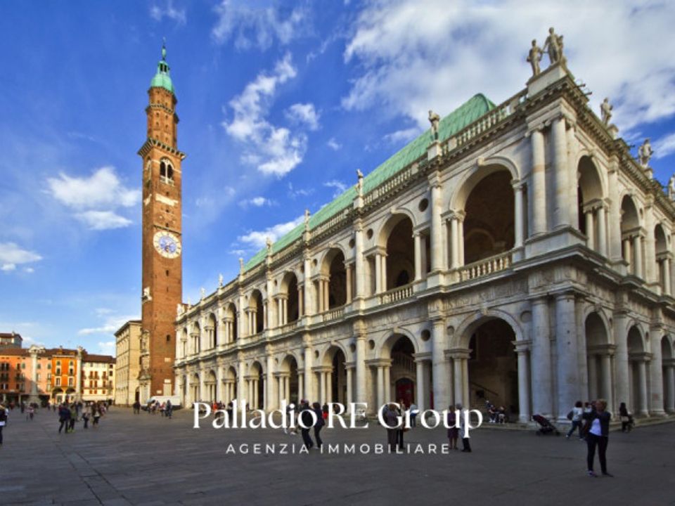 Erhvervsejendom i Vicenza, Vicenza - foto 1