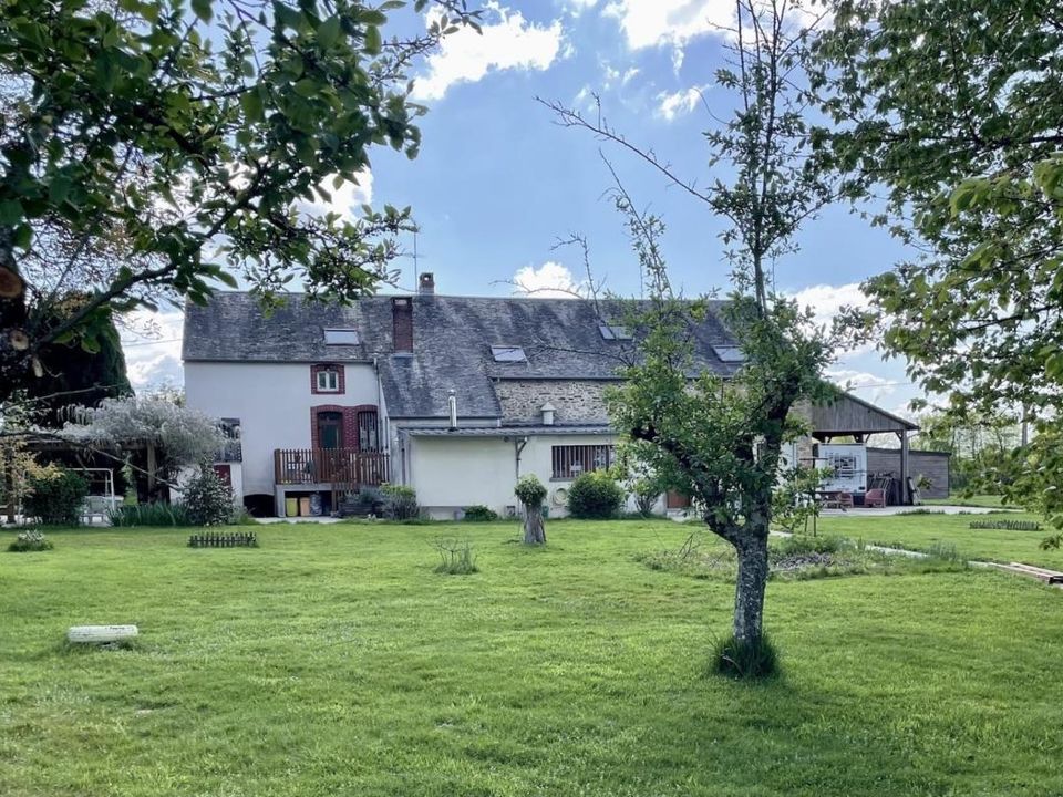 Villa i Saint-Sebastien, Creuse - foto 1