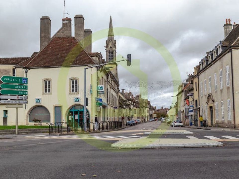 Erhvervsejendom i Beaune, Cote-d'Or - foto 1