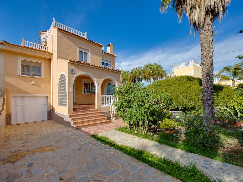 Villa in Torrevieja, Alicante - foto 3