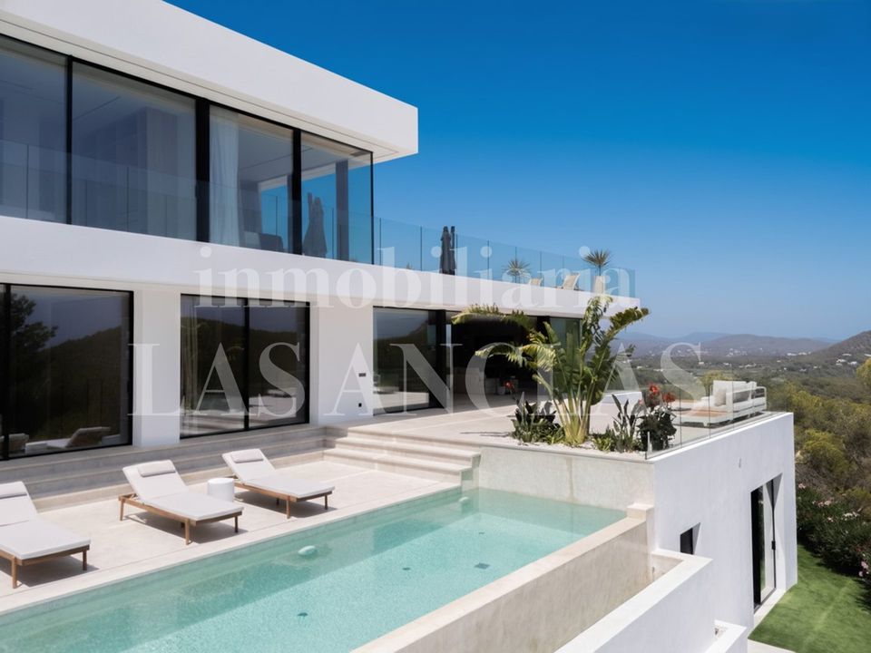 Villa i Santa Eulalia Del Rio, Ibiza - foto 2