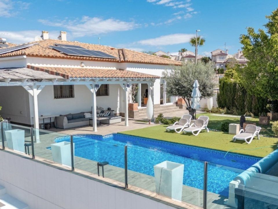 Villa i La Marina, Alicante - foto 1