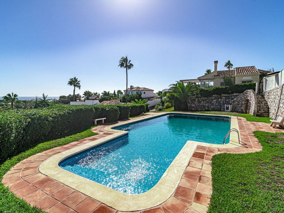 Villa i Calahonda, Malaga - foto 1