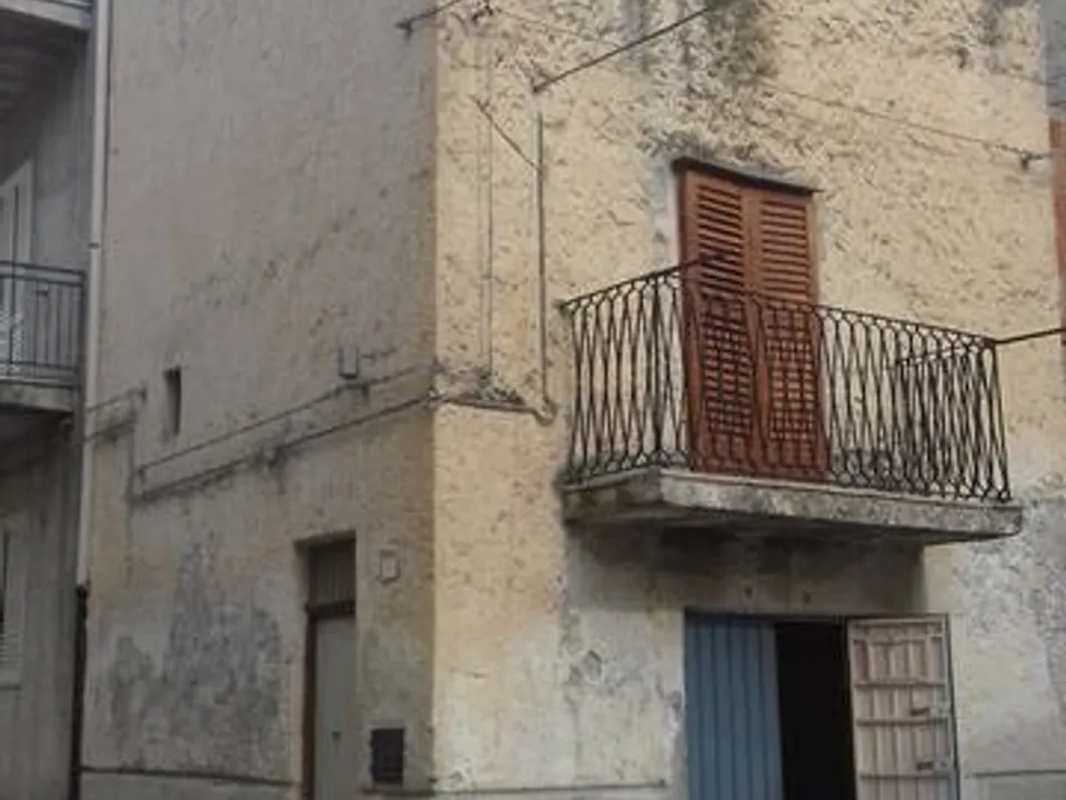 Byhus i San Biagio Platani, Agrigento - foto 1