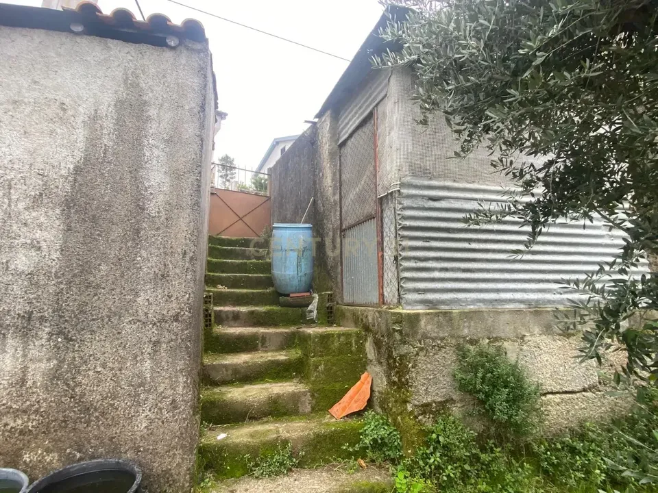 Helårsgrund i Covilha, Castelo Branco - foto 1