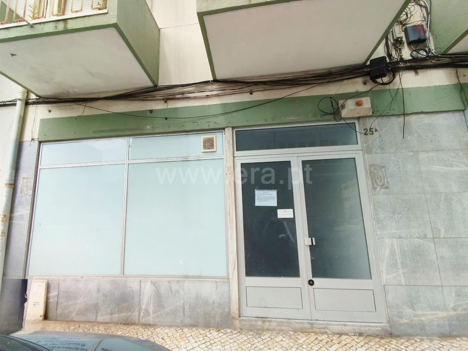 Erhvervsejendom i Oeiras, Lisbon - foto 1