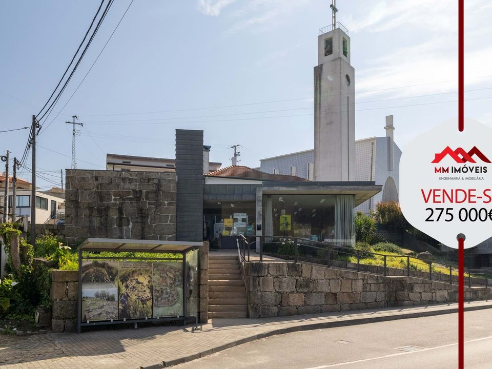 Erhvervsejendom i Penafiel, Porto - foto 1