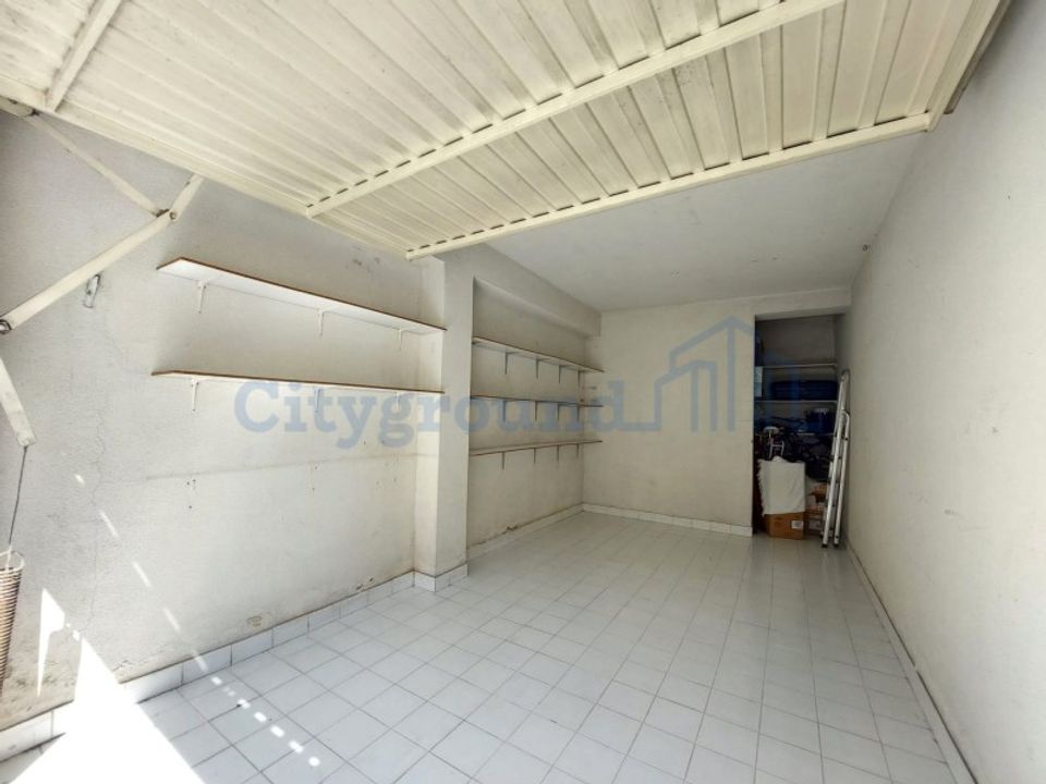 Garage i Santo Onofre e Serra do Bouro, Leiria - foto 3