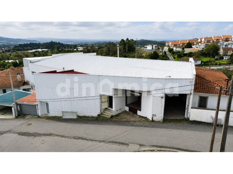 L'establiment comercial a Ruivaes e Novais, Braga - foto 4