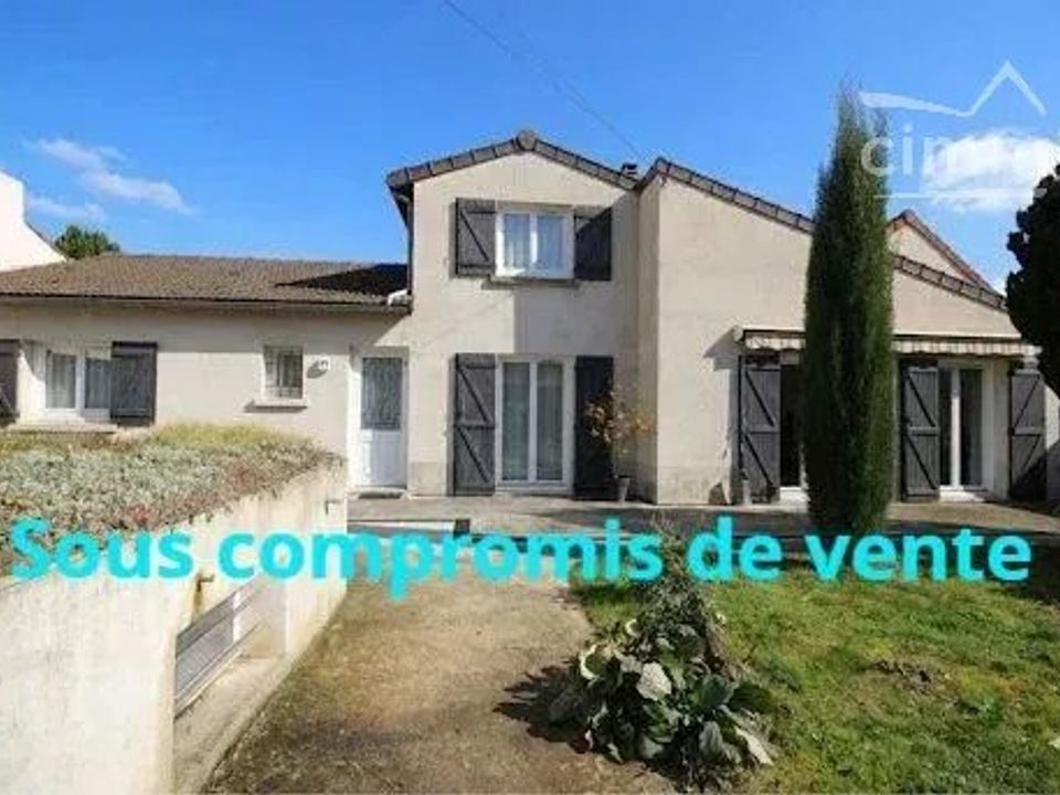 Villa i Champs-sur-Marne, Seine-et-Marne - foto 1