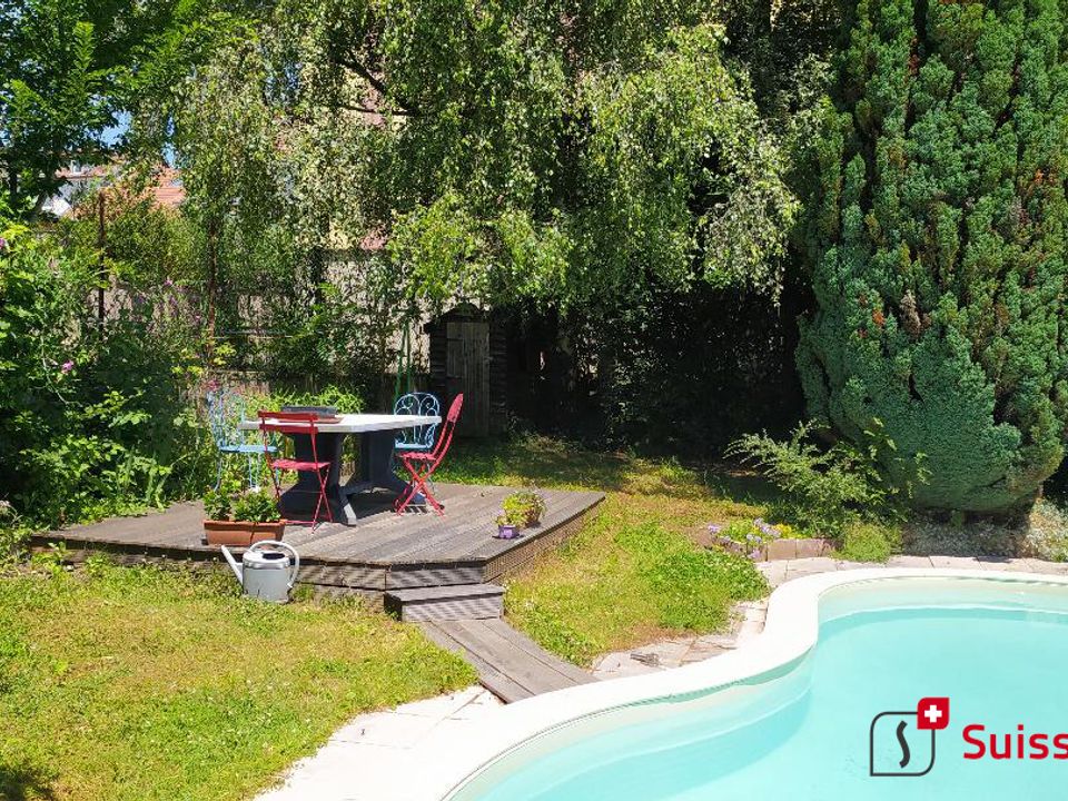Villa in Montbeliard, Doubs - foto 1