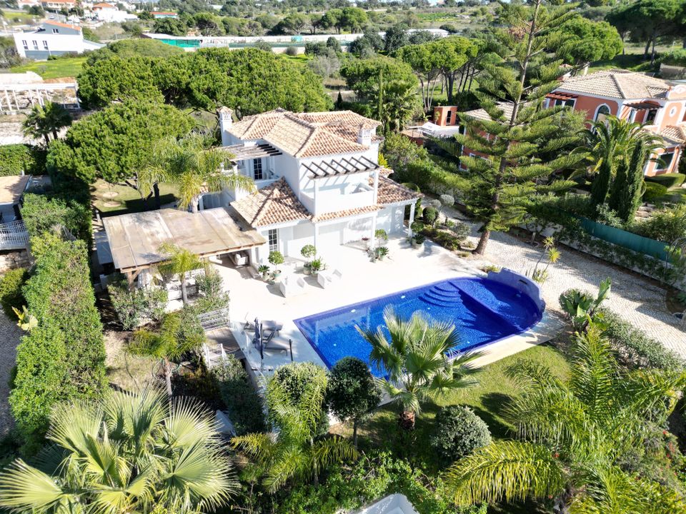 Villa i Almancil, Faro - foto 1