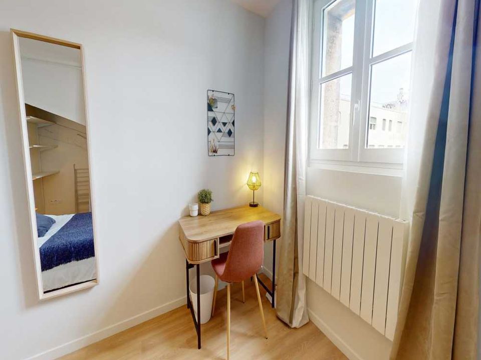 Apartment in Bordeaux, Gironde - photo 3