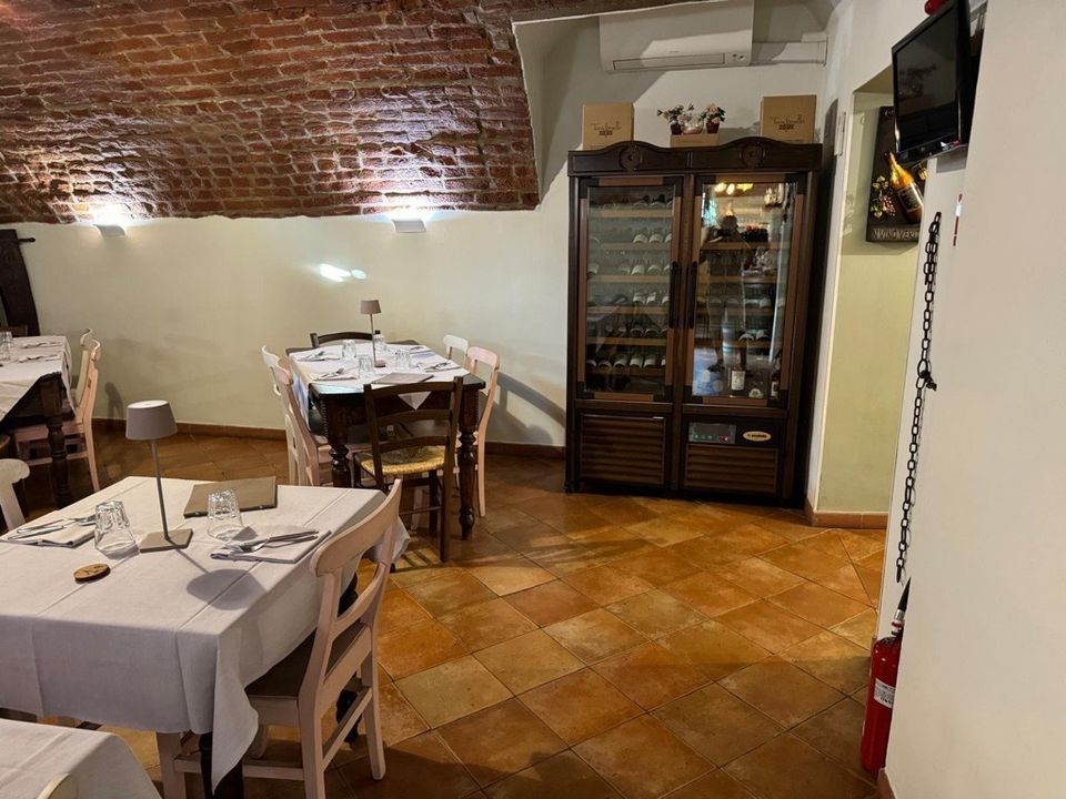 Erhvervsejendom i Castel San Giovanni, Piacenza - foto 3