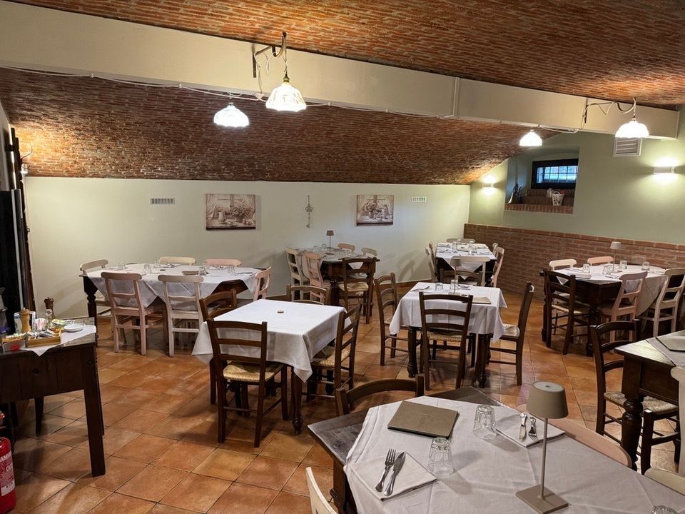 Erhvervsejendom i Castel San Giovanni, Piacenza - foto 4