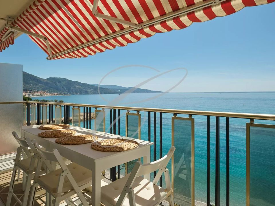Lejlighed i Roquebrune-Cap-Martin, Alpes-Maritimes - foto 3