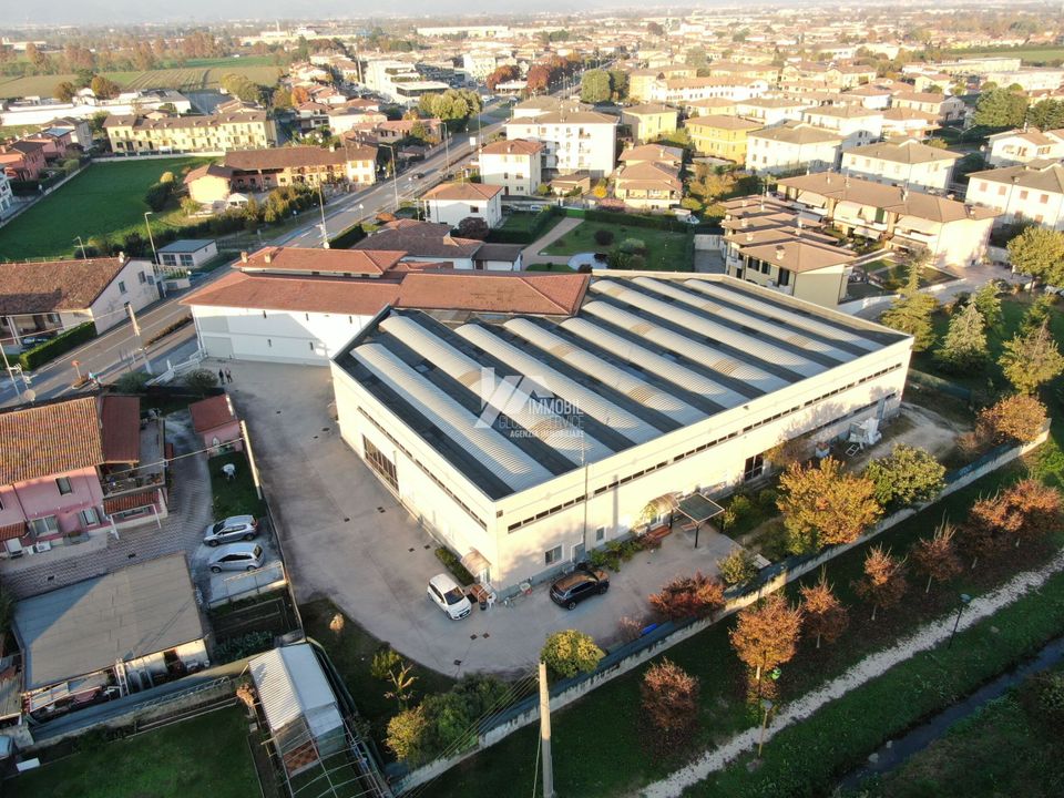 Erhvervsejendom i Torbole Casaglia, Brescia - foto 1