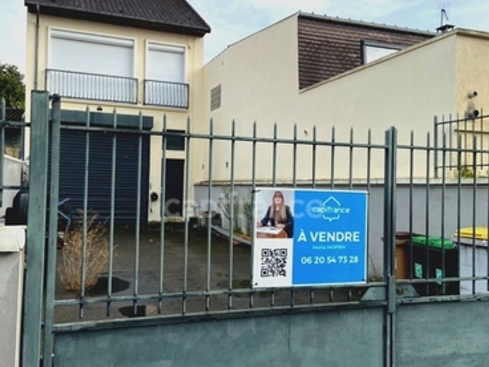 Villa in Groslay, Val-d'Oise - foto 1