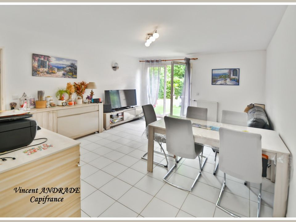 Lejlighed i Sainte-Genevieve-des-Bois, Essonne - foto 2