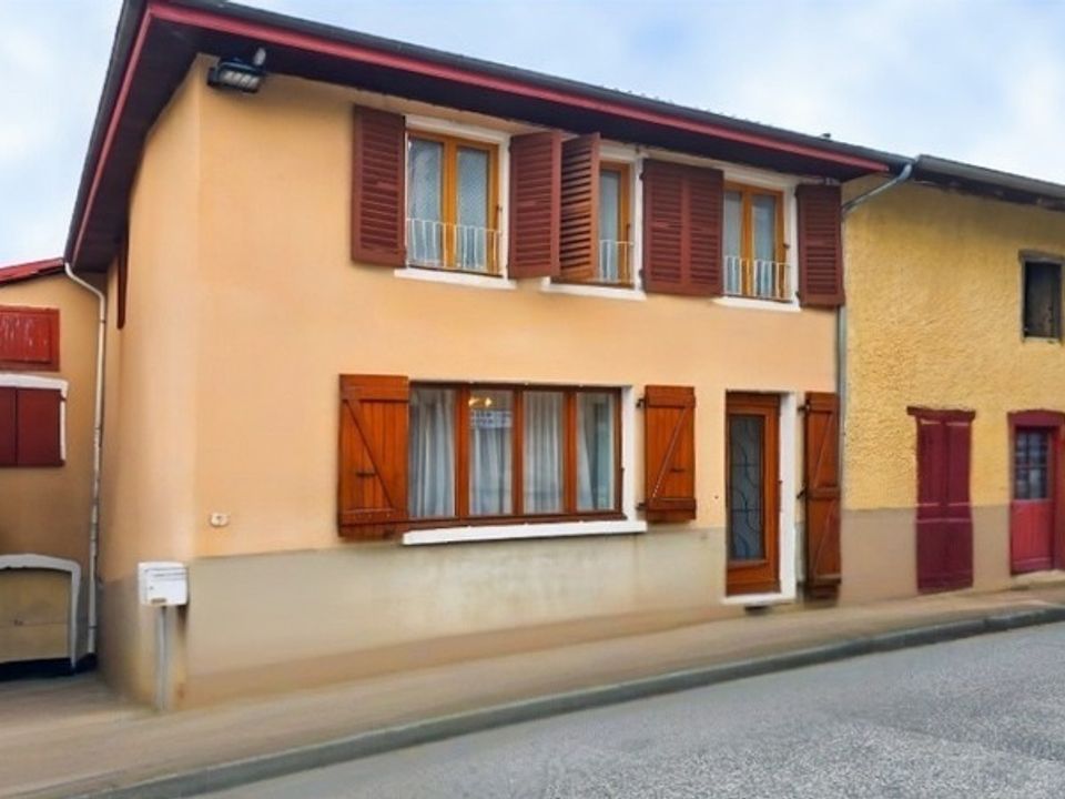 Casa de poble a Aigueperse, Puy-de-Dome - foto 2