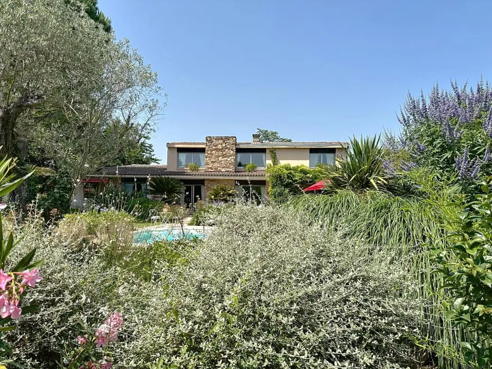 Villa a Avignon, Vaucluse - foto 1
