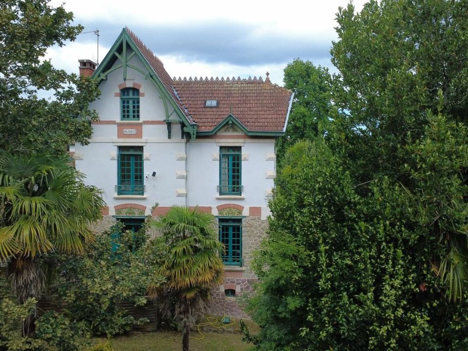 Villa i Cambo-les-Bains, Pyrenees-Atlantiques - bilde 3