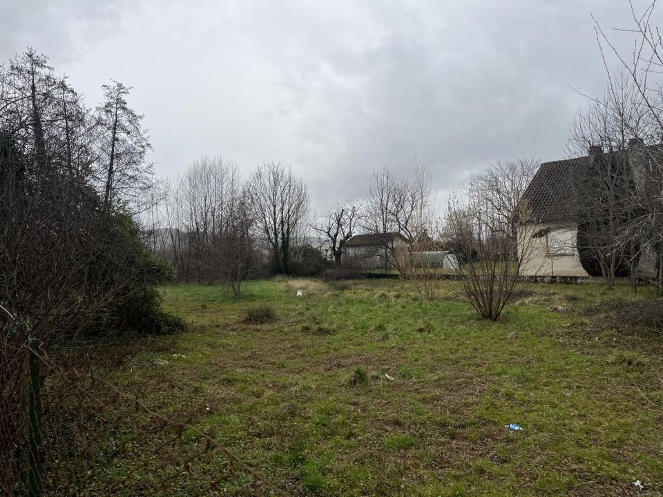 Helårsgrund i Saint-Céré, Lot - foto 1