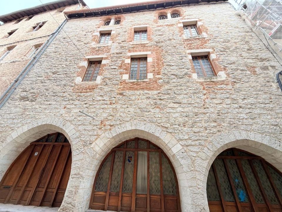Erhvervsejendom i Cahors, Lot - foto 1
